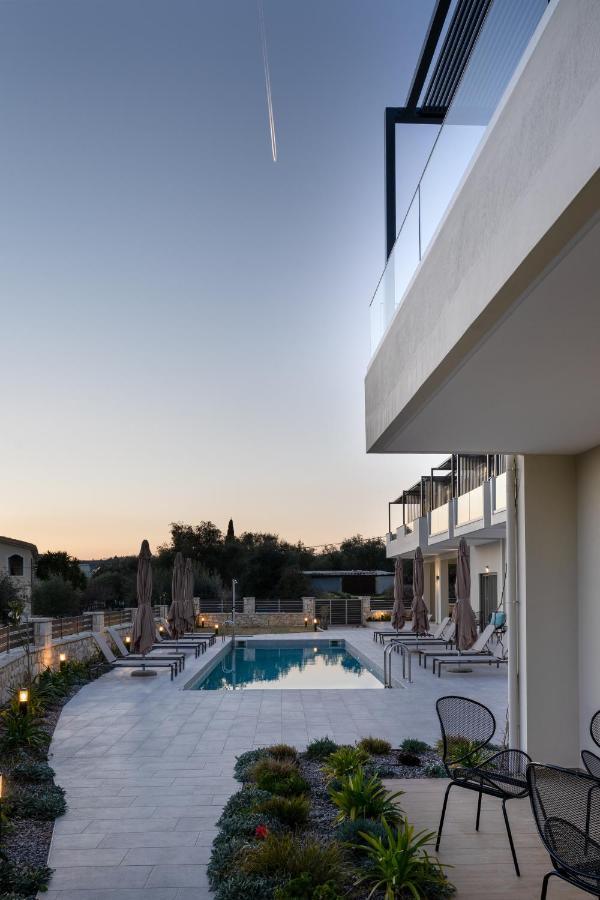 Sarah Luxury Ξενοδοχείο με διαμερίσματα